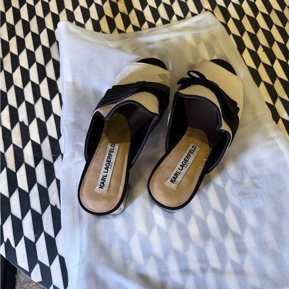 Karl Lagerfeld Paris Calf Hair Mule Sandals | Gold Block Heel | Size 8.5 - Picture 4 of 6